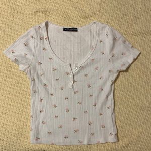 Brandy Melville Floral cropped tee
